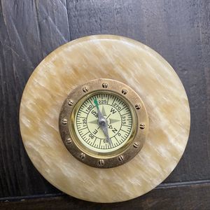 Vintage Desk Paperweight Directional COMPASS Mounted in Marble WNN Taiwan